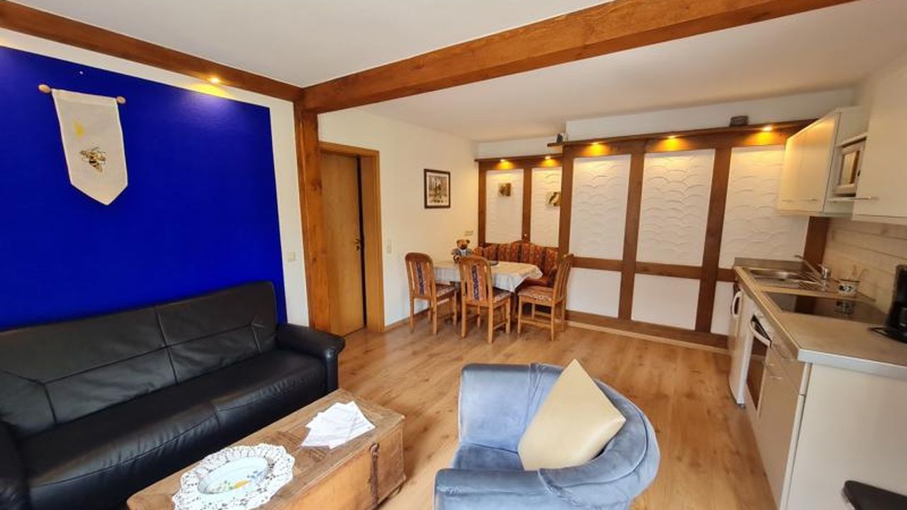 Gerwenshof, Familie Schmidt - Ferienwohnung Eschendele - Niedersorpe Schmallenberger Sauerland Gerwenshof, Familie Schmidt - Ferienwohnung Eschendele - Niedersorpe Schmallenberger Sauerland